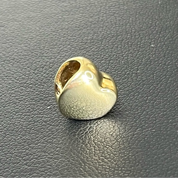 Trollbeads Retired Heart, Gold Bead- 21310 - Picture 7 of 10